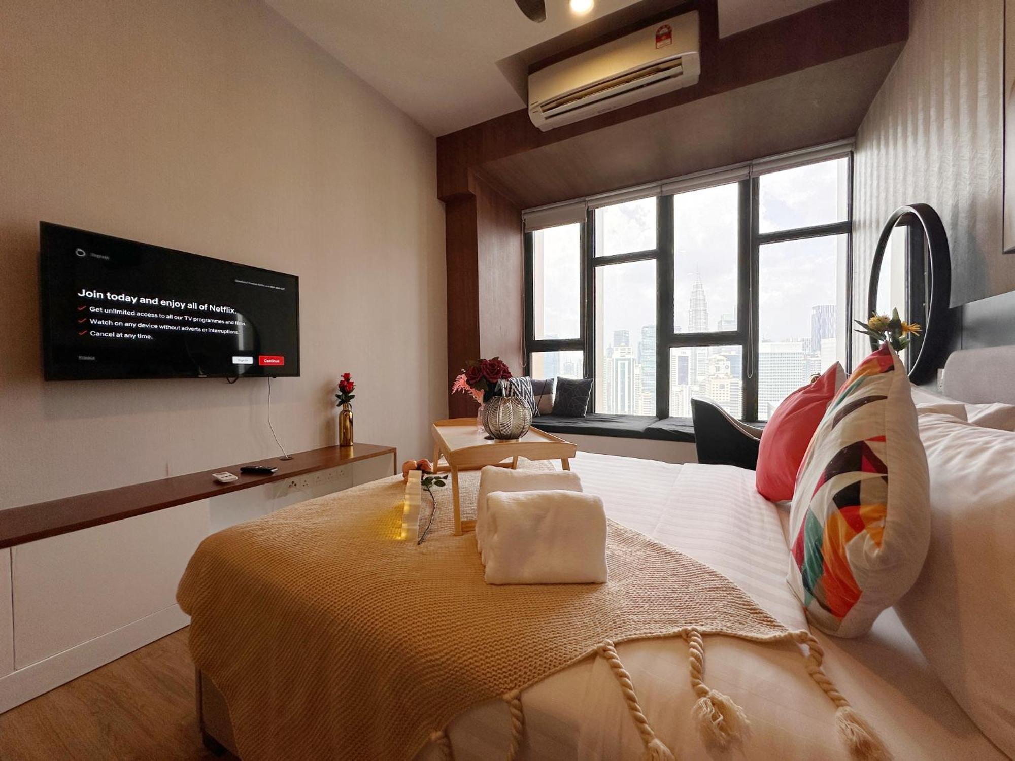 Ceylonz Suites Kl Tower View Bukit Bintang Kuala Lumpur Exterior foto